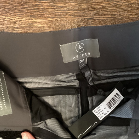 AETHER Apparel Fort Snow Pants New with Tags Graphite - Picture 5 of 6